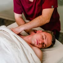 Hot salt stone therapy treatment